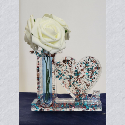 LOVE – Vase décoratif en résine personnalisable (photo possible dans le cœur)