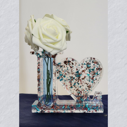 LOVE – Vase décoratif en résine personnalisable (photo possible dans le cœur)
