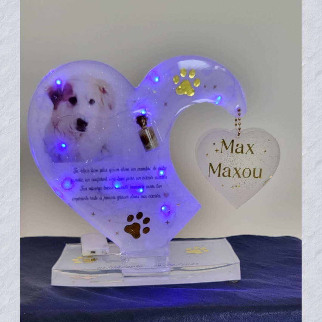 Modèle Prestige – Plaque funéraire personnalisable (Cœur & petit cœur suspendu)