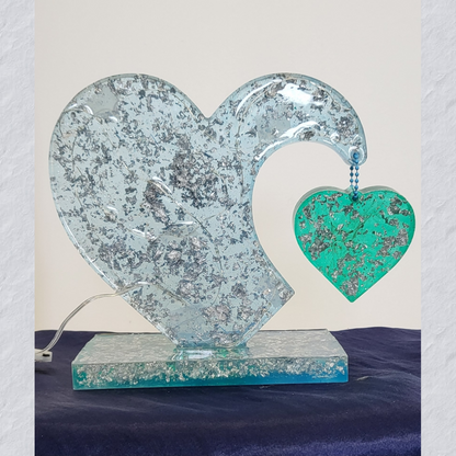 Modèle Prestige – Plaque funéraire personnalisable (Cœur & petit cœur suspendu)