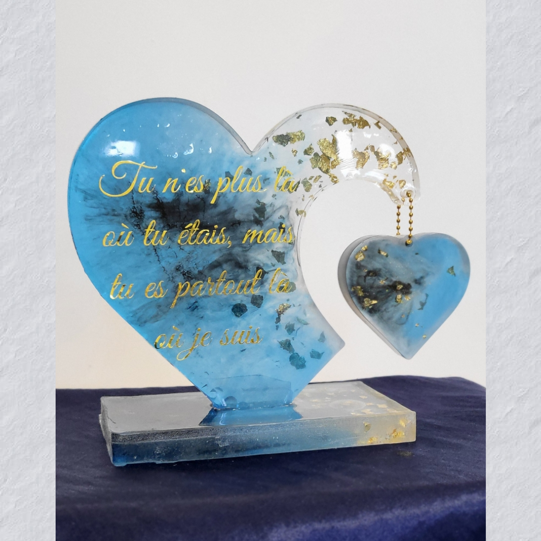 Modèle Prestige – Plaque funéraire personnalisable (Cœur & petit cœur suspendu)